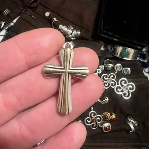 James Avery